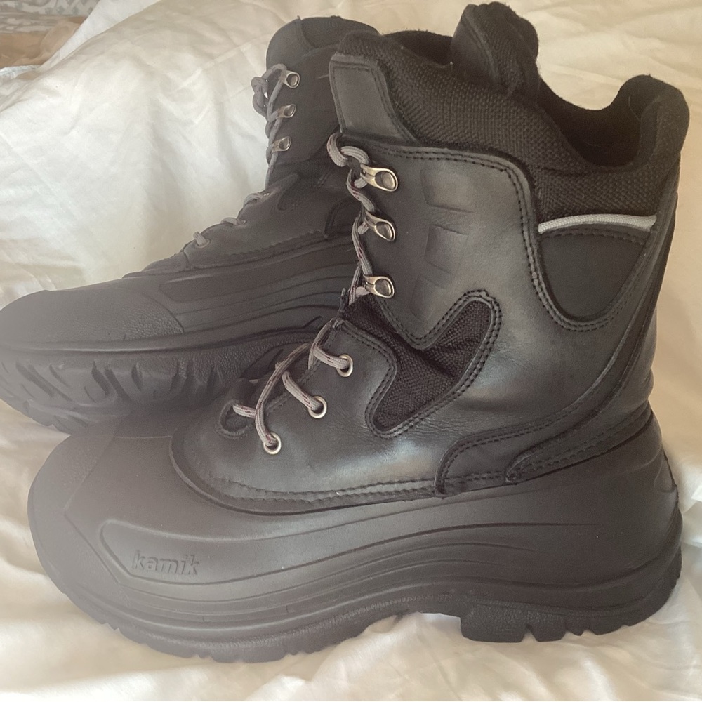 KAMIK nearly new Industrial Boots, waterproof, thermal, 110016F, size 11.